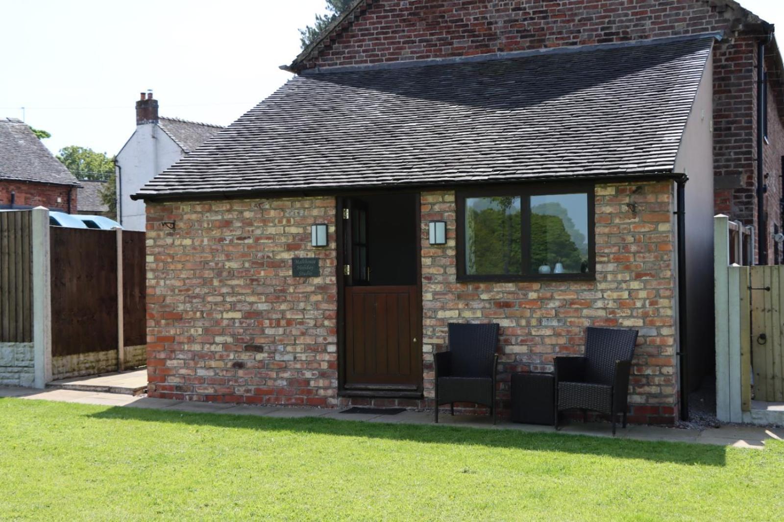 Malthouse Farm Cottage Studio Dilhorne Exterior foto